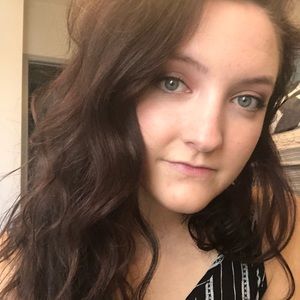 Meet your Posher, Kelsey